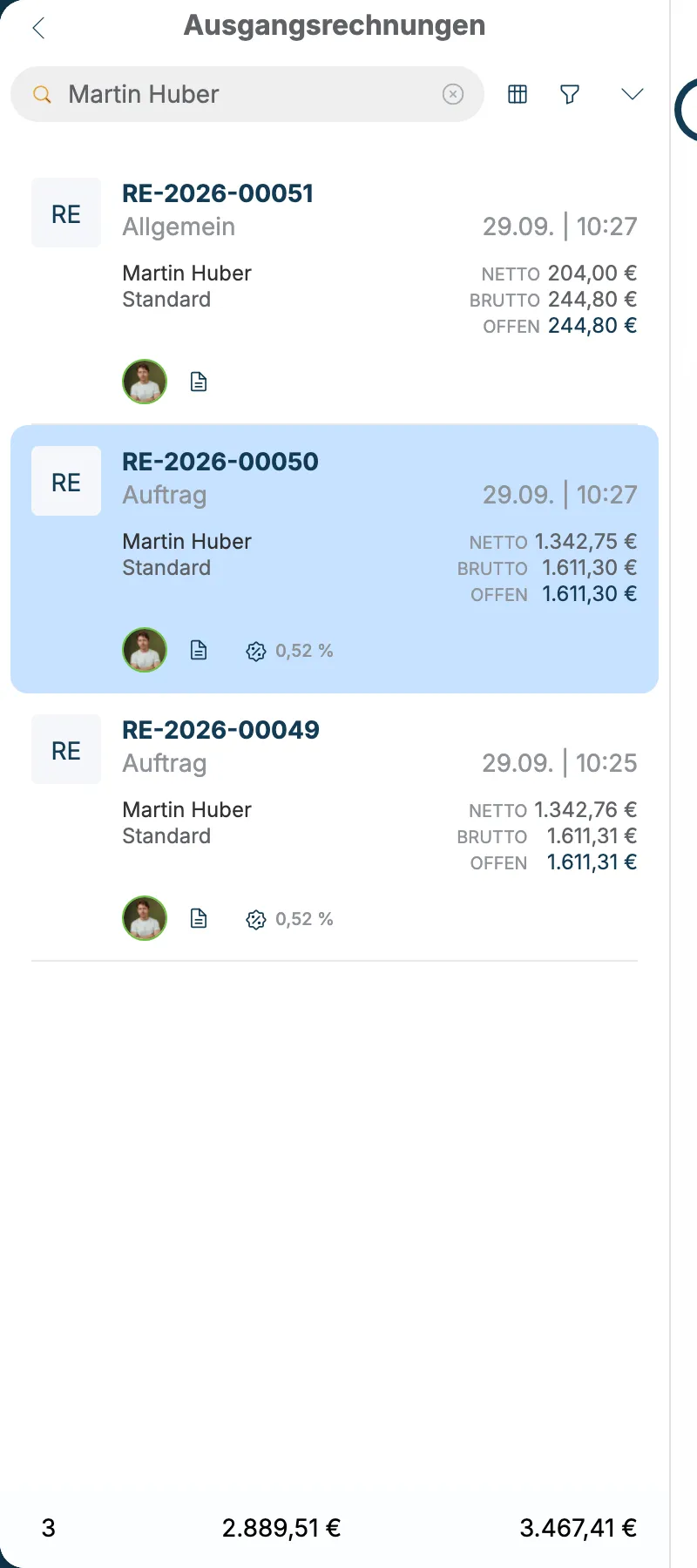 Liste der Ausgangsrechnungen gefiltert auf Martin Huber mit offenen Beträgen 244,80 Euro, 1.611,30 Euro und 1.611,31 Euro
