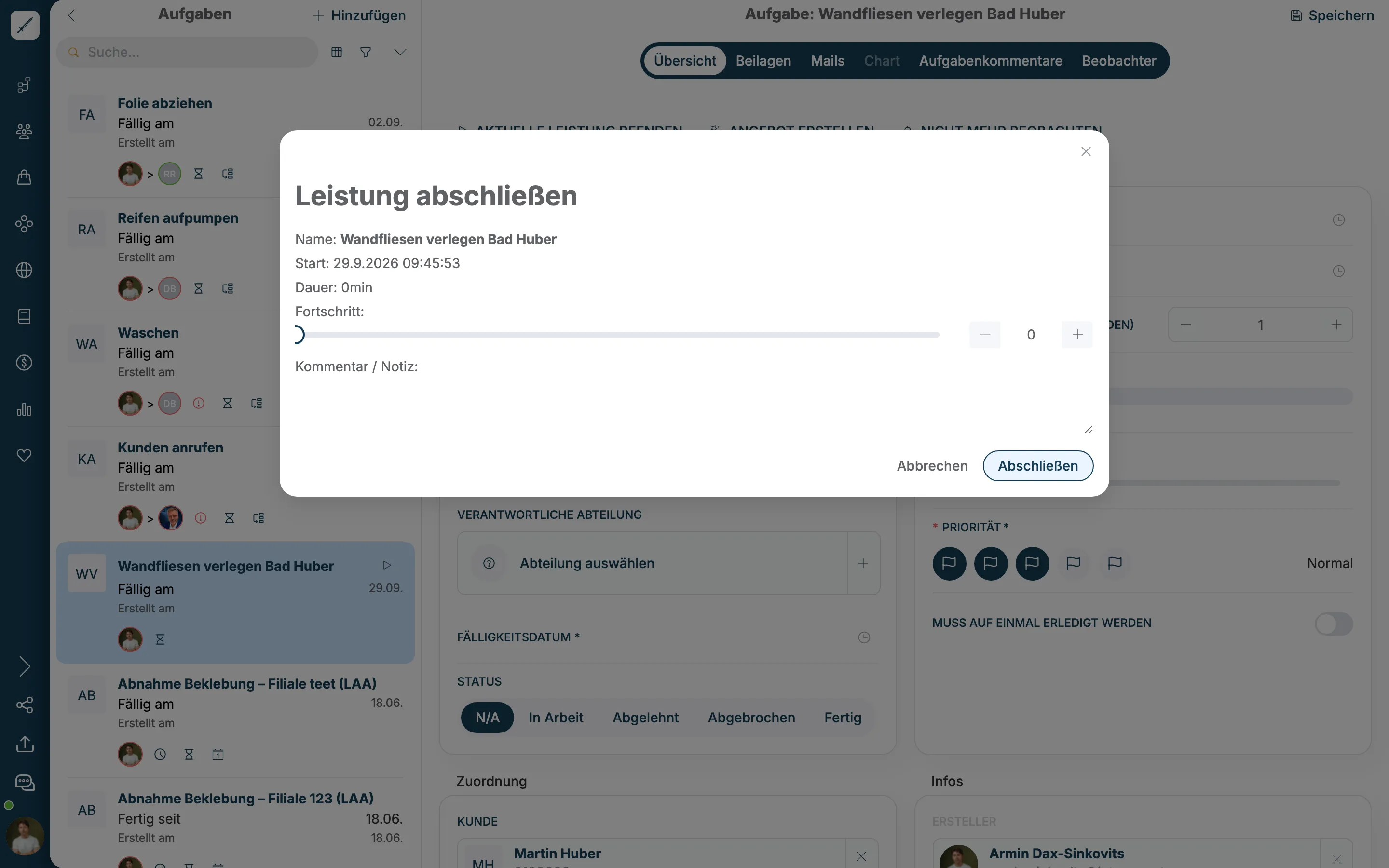 Fenster Leistung abschließen mit Name, Start, Dauer, Fortschritt und Kommentar